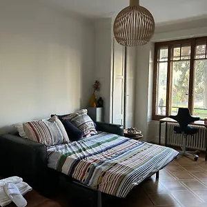 Double Bedroom & Kitchen - Perle Du Lac, Ginebra