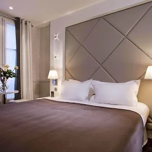 Longchamp Elysees 3*, Paris Fransa